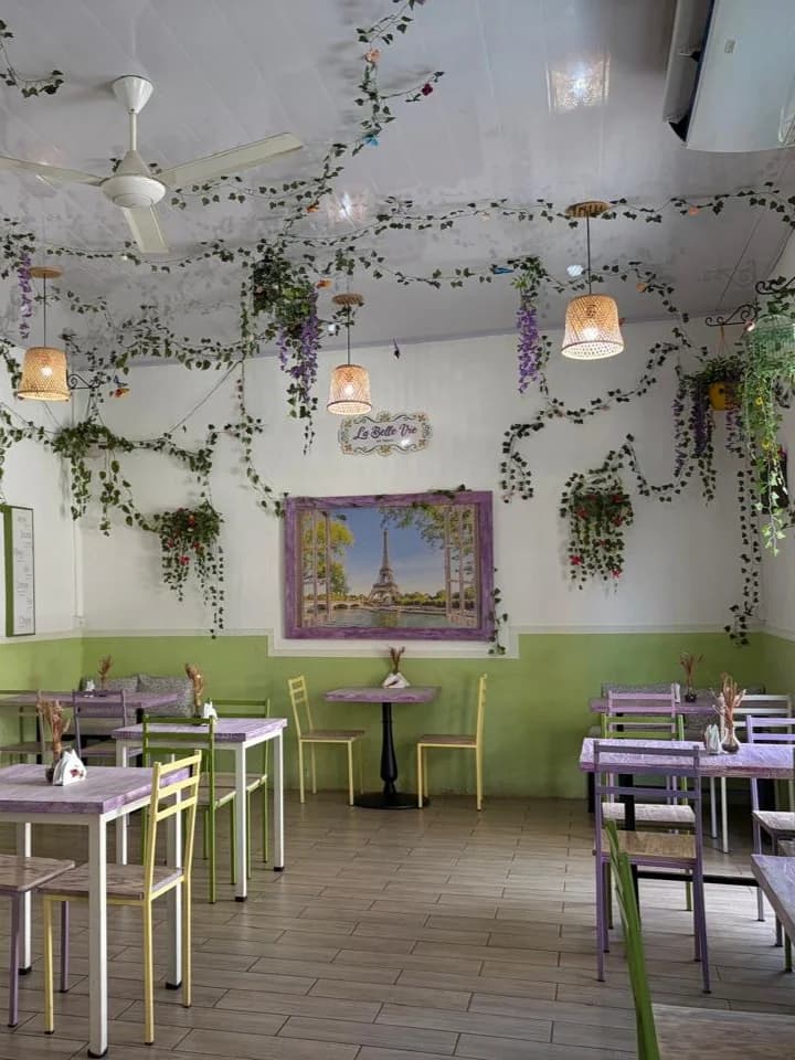 Interior de La Belle Vie